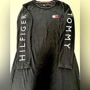EUC Long sleeve Vintage Tommy Hilfiger dress S small. Shadow in photo no stains